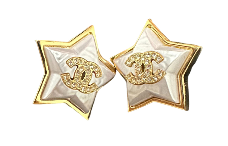 (Women) CHANEL Double C Logo Star Design Metal Clip Earrings Gold/White . ABC849B15459NU624 圖 2