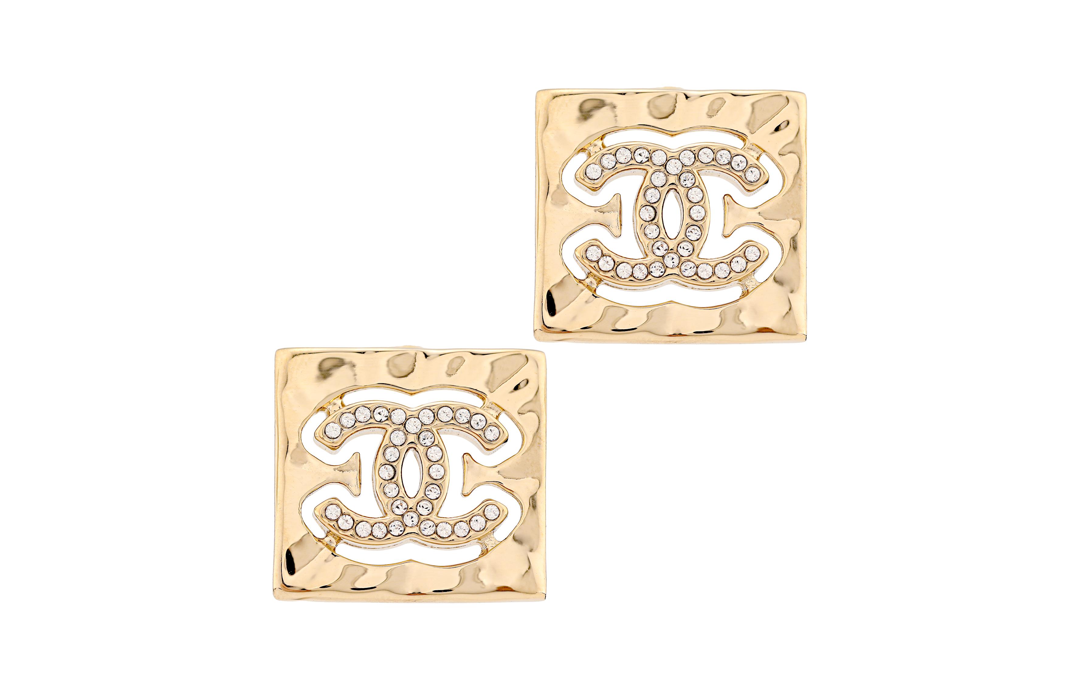 (Women) CHANEL Double C Metal Rhinestone Earrings Gold AB8490-B07718-NG997 圖 3