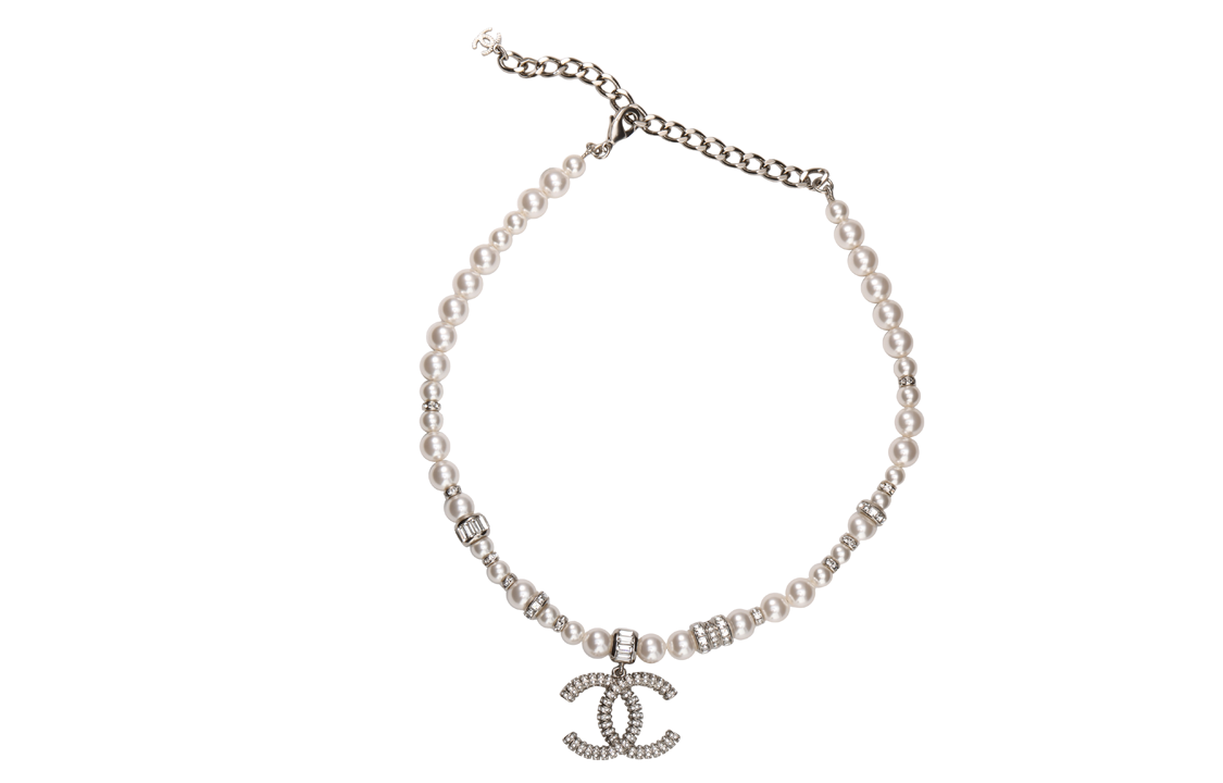 (Women) CHANEL Double C Pendant Metal Necklace for Women - Silver. ABA350-B10498-NN046
