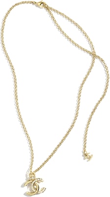 (W) CHANEL 雙C吊墜項鍊金色-金屬鑲鑽女士款 ABD105-B16157-NW375 Lookbook (W) CHANEL 雙C吊墜項鍊金色-金屬鑲鑽女士款 ABD105-B16157-NW375