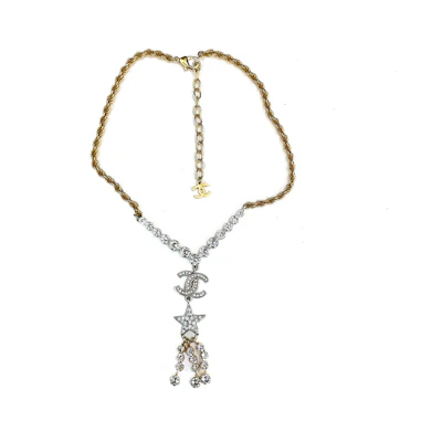 (Women) Chanel Double C Star Metal Rhinestone Necklace for Women. AB4502-B03624-N8079