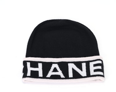 (W) Gorro de Punto Negro Elegante Logo Chanel para Mujer. AAA142-B16966-NZ039 Buy (W) Gorro de Punto Negro Elegante Logo Chanel para Mujer. AAA142-B16966-NZ039