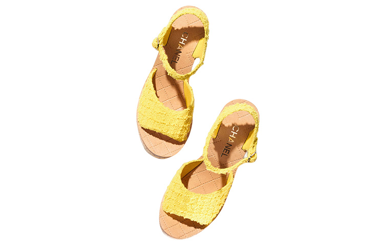 Lookbook (W) シャネル イエロー ハイヒールスライド
(Shaneru Ierō Haihiiru Suraido) G38994-X56523-0N797