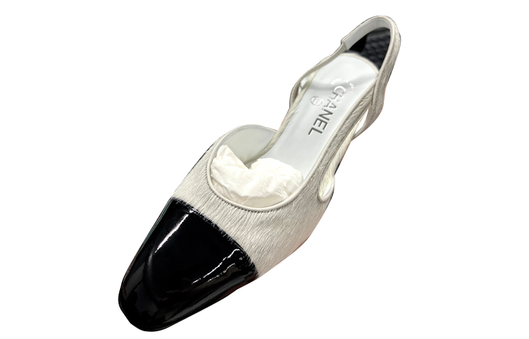 (W) Chanel Flat Shoes 'Black White'