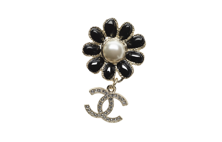 (Women) CHANEL Floral Double C Black Earrings for Women - Elegant & Stylish AB9655B09622NL179