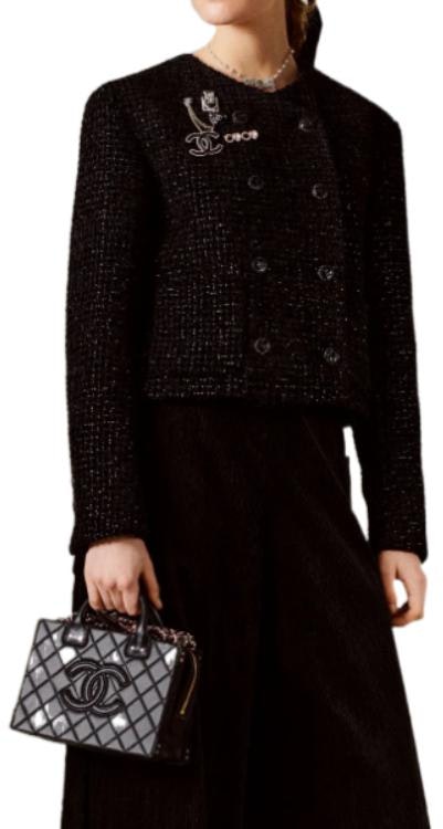 women-chanel-fw-22-black-iridescent-velvet-tweed-jacket-p73350-v64896-94305