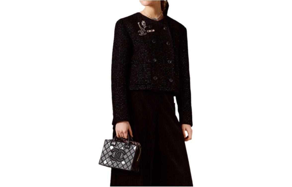 Order (W) 香奈儿2022秋冬黑色虹彩天鹅绒斜纹软呢夹克 P73350-V64896-94305