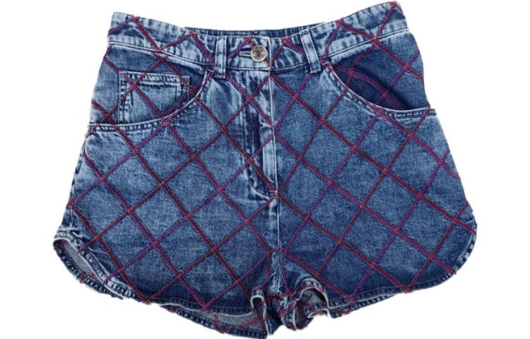 Order (W) 香奈儿 FW22 蓝色格纹直筒牛仔短裤 P71318-V63952-NG883