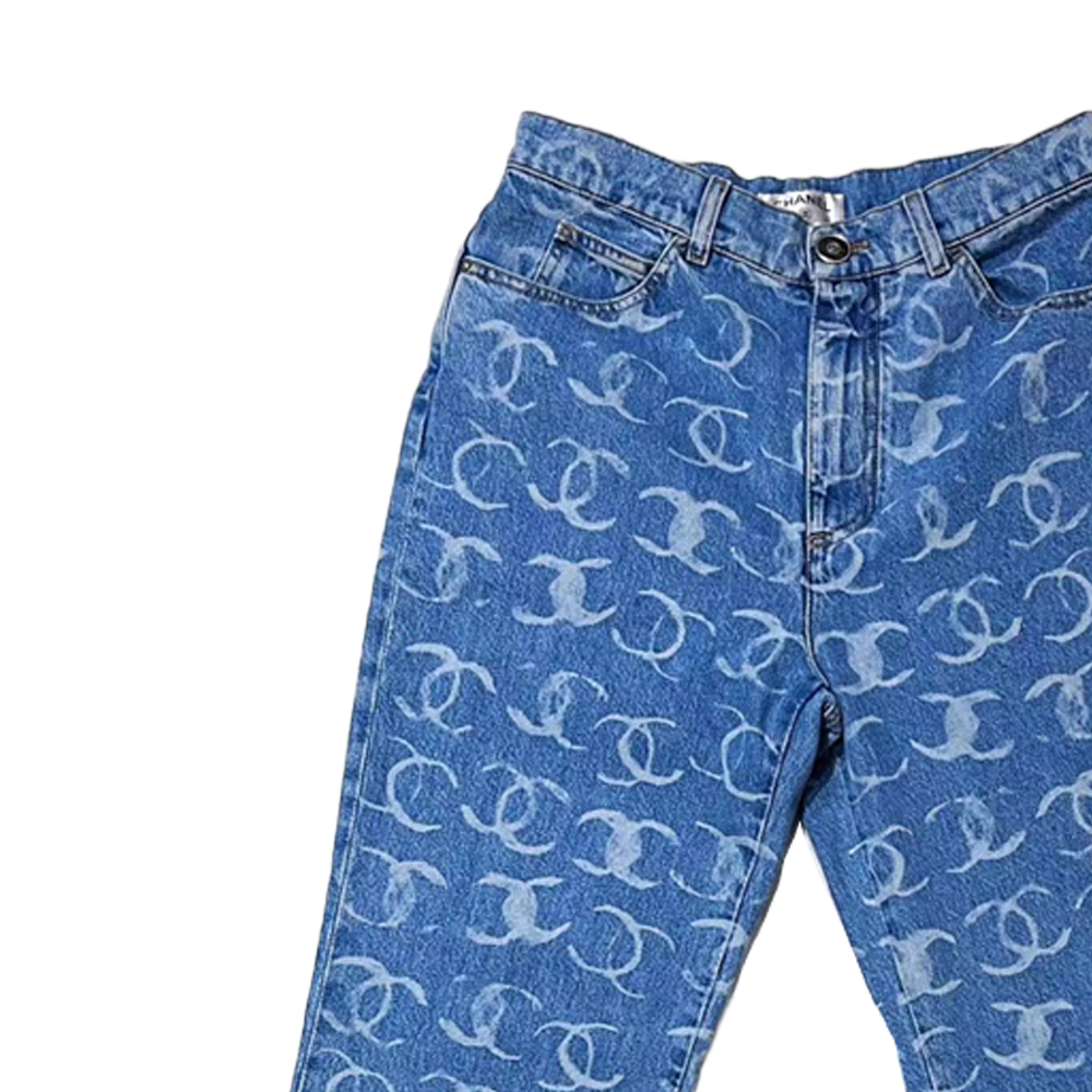 Shop (W) シャネル FW23 23B プリント ミッドライズ フレア デニム ジーンズ レディース ライトブルー P74545-V67154-NQ358