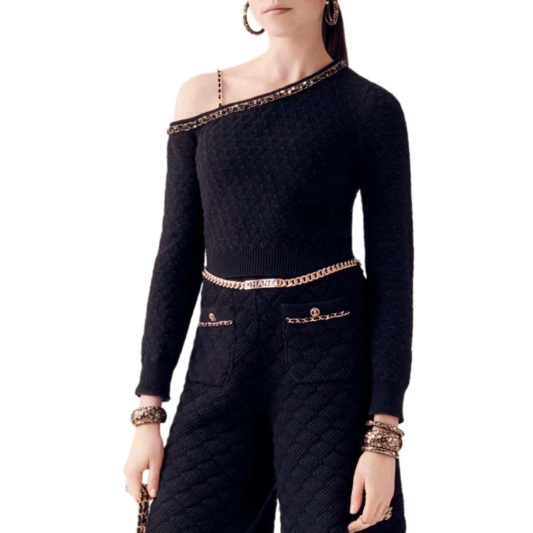 (Women) CHANEL FW23  Black Logo Print One-Shoulder Knit Top. P75683-K10893-94305