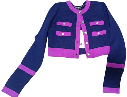 (Women) CHANEL FW23 Single-Breasted Round Neck Long Sleeve Knit Sweater. P75655-K10866-NQ564 1