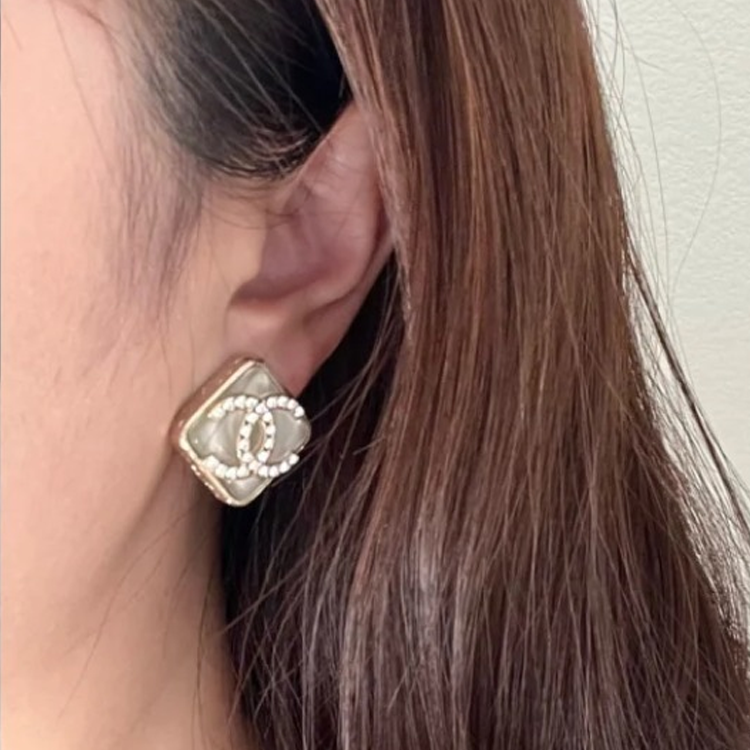 (Women) CHANEL Glaze Stud Fashion Earrings  Pearl White/Gold AB8403-B08242-NI454 圖 5