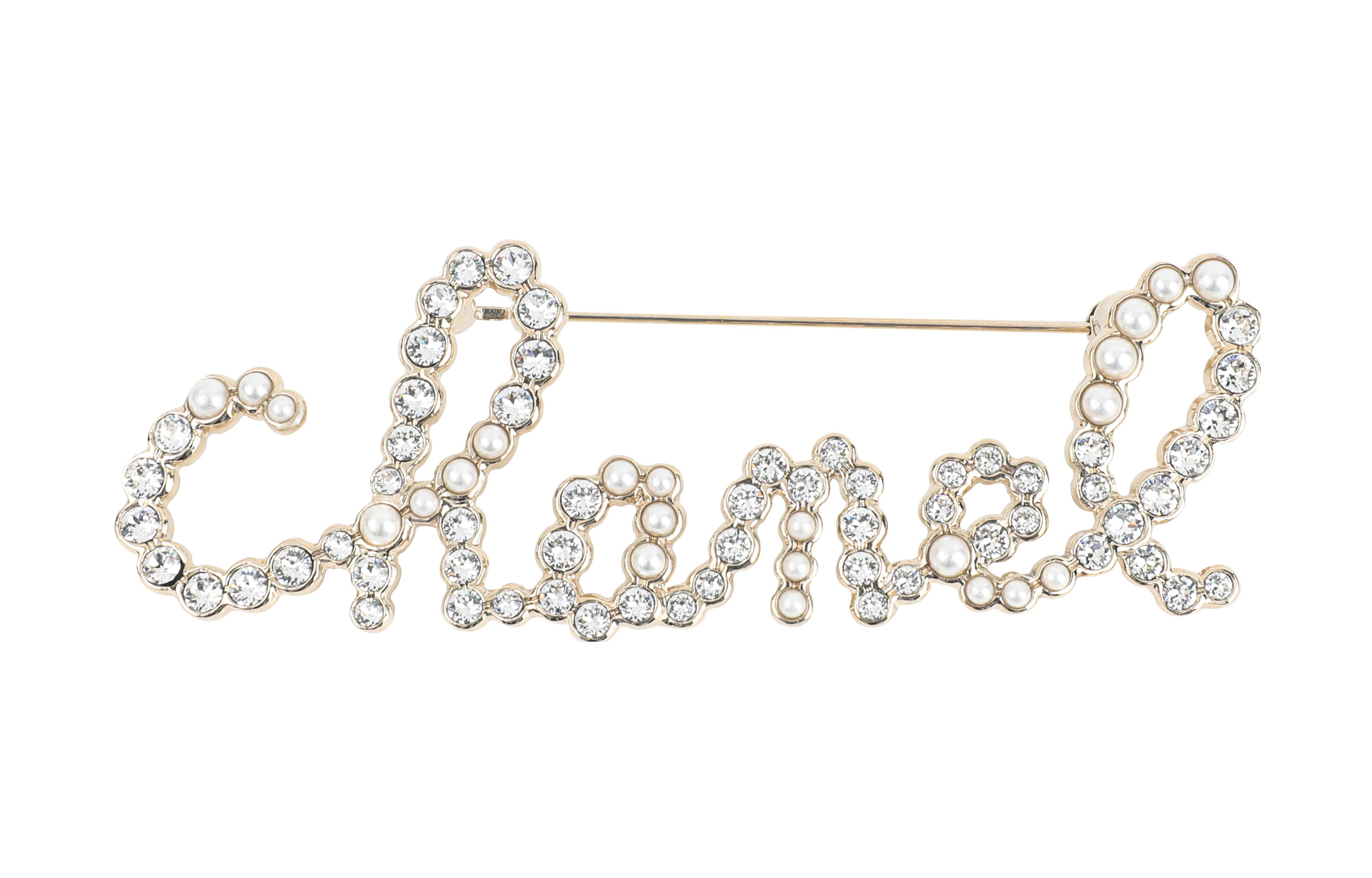 (Women) CHANEL Gold Crystal Letter Brooch for Women - Gold. AB2806Y47927Z8905 圖 2