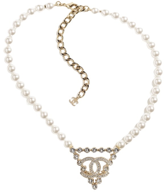 women-chanel-gold-double-c-triangle-pearl-necklace-for-women-aba-532-b10512-nn-117