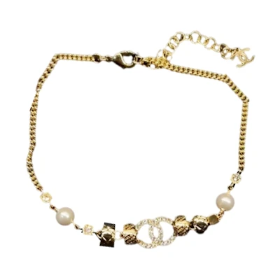 (Women) CHANEL Gold Metal Pendant Necklace with Rhinestones & Faux Pearls for Women. ABD012-B16126-NW436