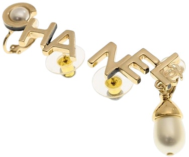 women-chanel-gold-stylish-fashion-earrings-for-women-ab-9508-gp