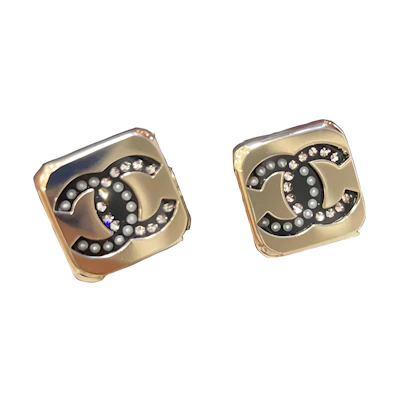 (Women) CHANEL Gold Vintage Square Earrings Half Diamond Half Pearl . AB7971-B07766-NH116