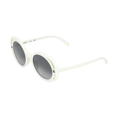 (Women) CHANEL Gradient Lens Beige Irregular Acetate Sunglasses for Women. A71572 X08101 S1255