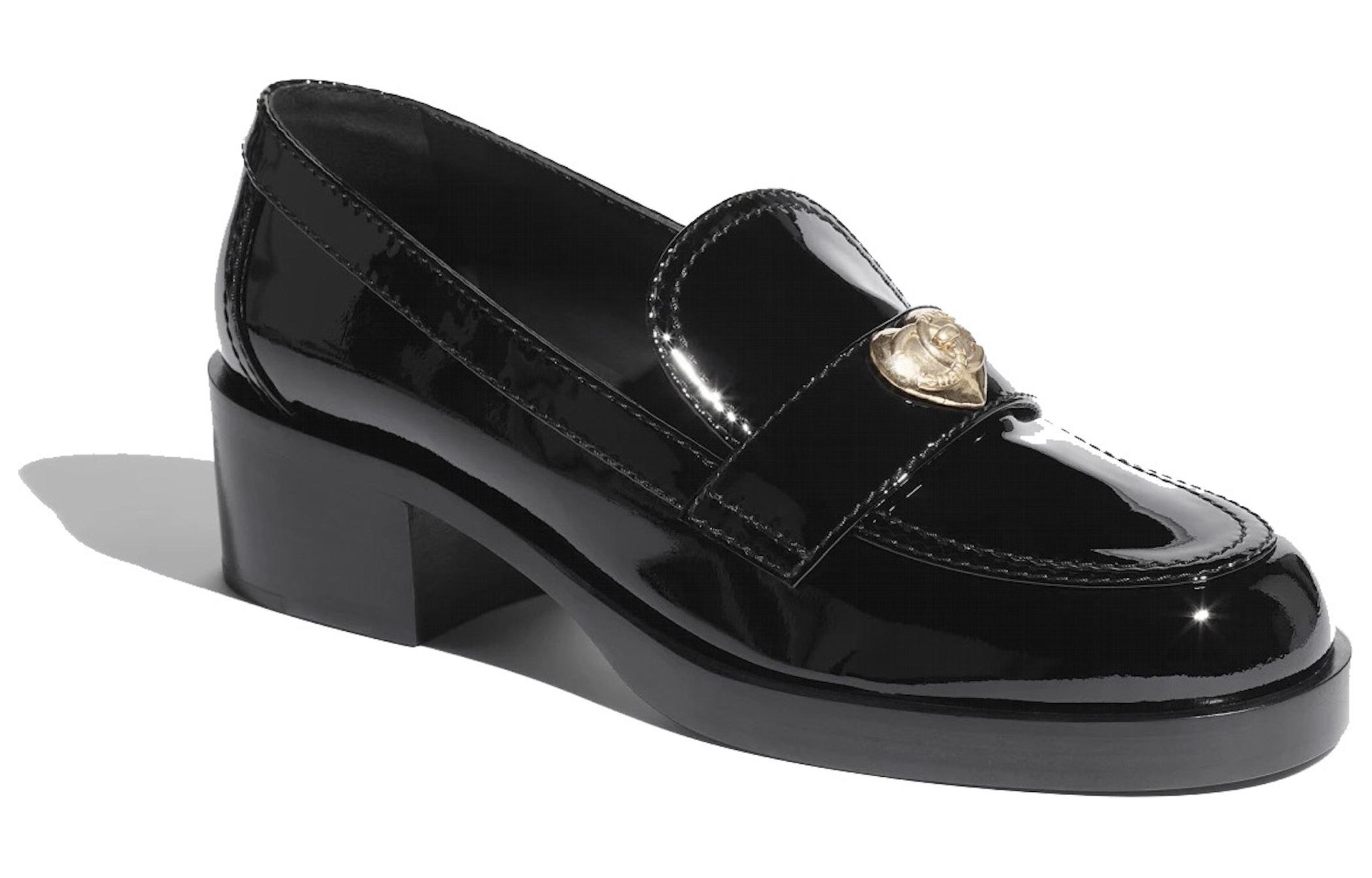 Order (Women) Chanel Heart CC 50mm Loafers Black Patent Calfskin G39697-X56828-94305