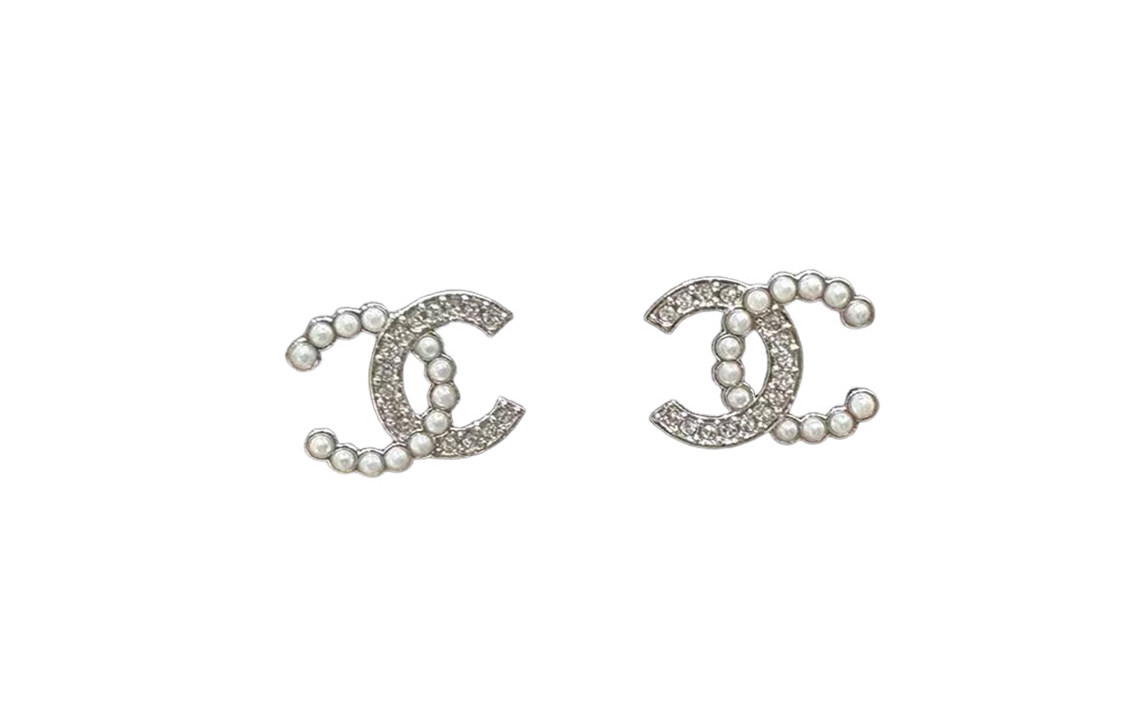 (Women) CHANEL Irregular Shape Logo Metal Earrings for Women - Silver. ABD478-B16782-NY391 圖 2
