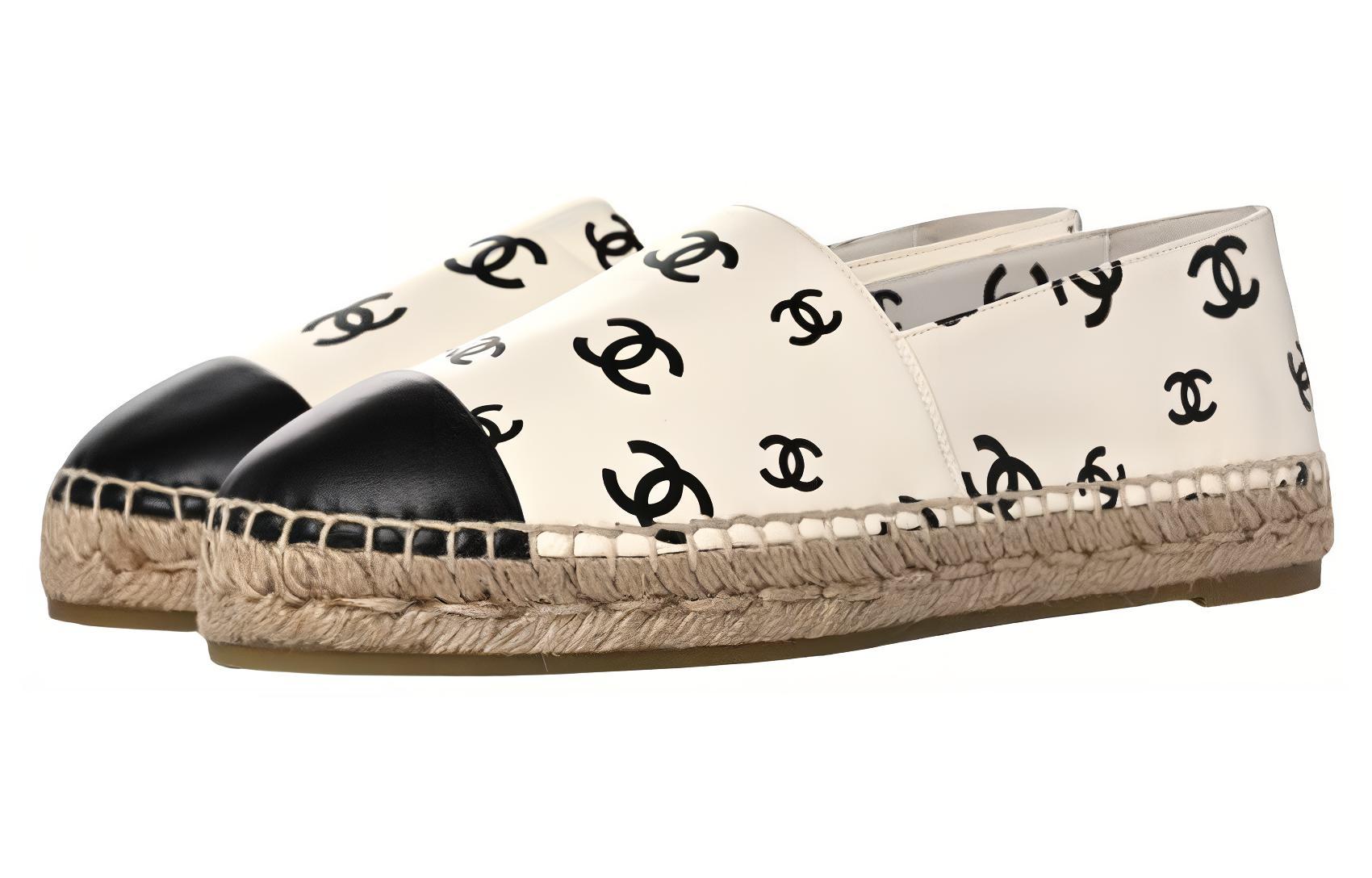 Lookbook (W) Chanel Kulit Domba 'Cap Toe Fisherman' G38628-Y55871-K4264