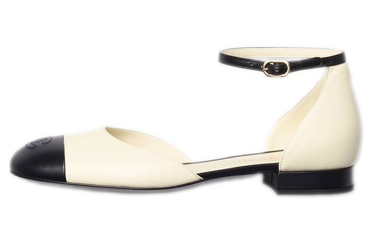 (W) Chanel Lambskin Flats 'Black and White'