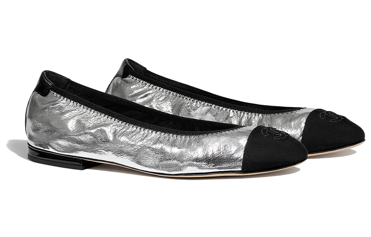 (W) Chanel Lambskin Flats 'Silver' 圖 3