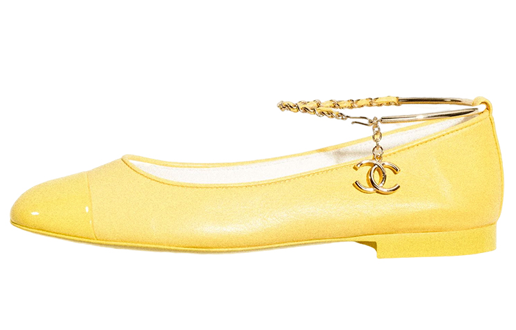 Buy CHANEL 香奈兒 羊皮革平底鞋 女款 黃色