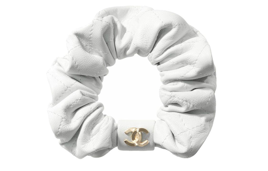 (Women) CHANEL Lambskin Scrunchie White Large Metal Accent for Women. AA7926-B06980-10601