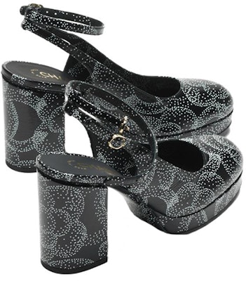 (W) Chanel Kulit Buckle Mule 'Block Heel Hitam' G45317-B14605-NS447 Lookbook (W) Chanel Kulit Buckle Mule 'Block Heel Hitam' G45317-B14605-NS447