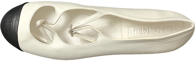Lookbook (Women) Chanel Leather Cap-Toe Buckle Low-Top 'Black and White' G39514-Y56416-K5471