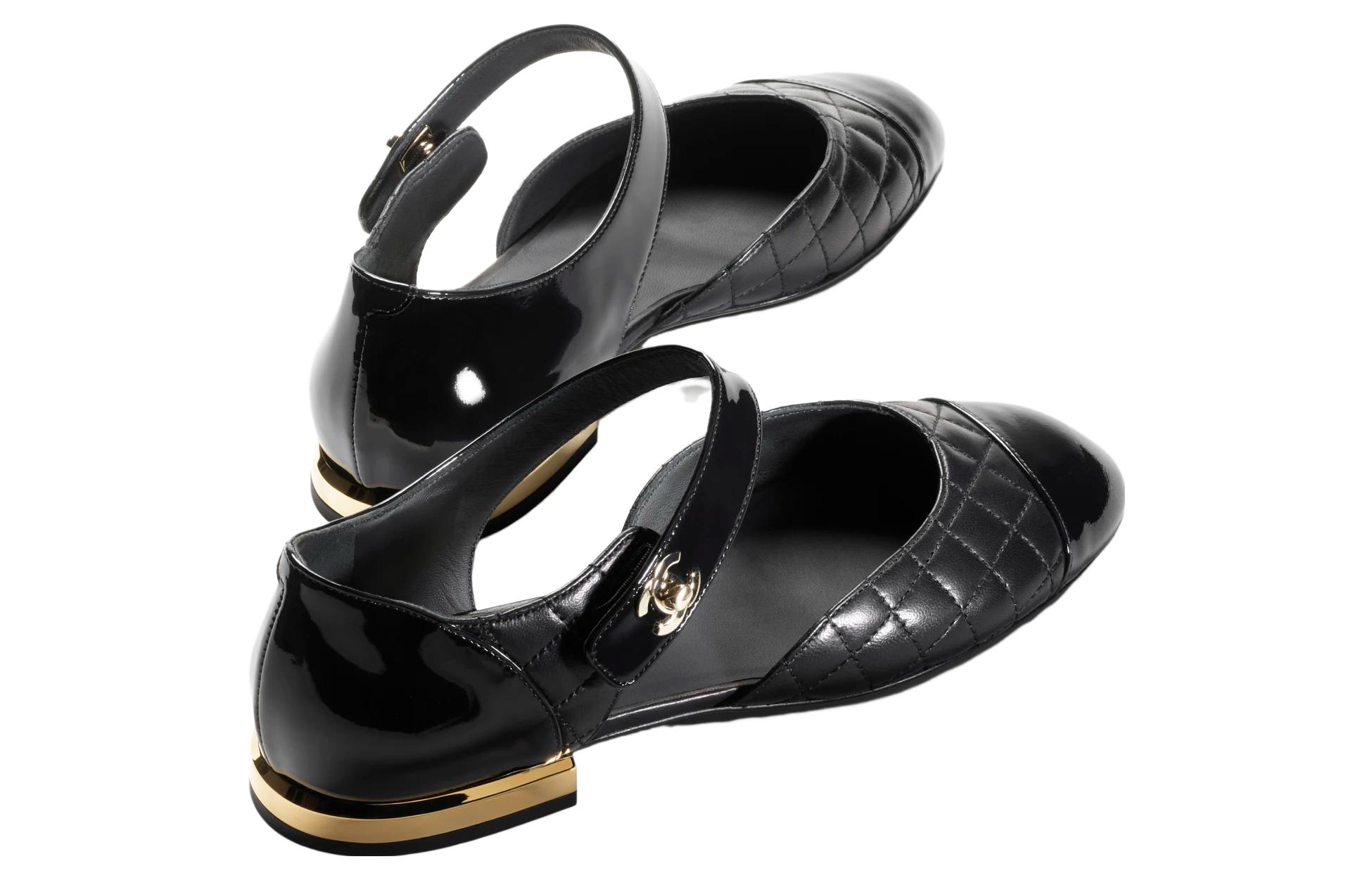 Shop CHANEL香奈兒 皮革 簡約百搭 女士休閒單鞋 女款 黑色