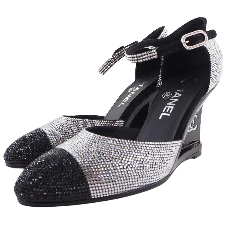 Lookbook (W) Chanel Tacones de Cuero Negro 'Clásico Confort en Cuña' G37869-X56198-K2984