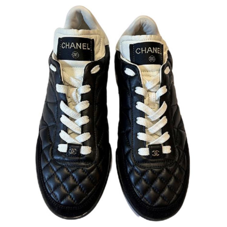 (W) Chanel Leather Low-Top Sneaker 'Black Fashion Round Toe' 圖 3