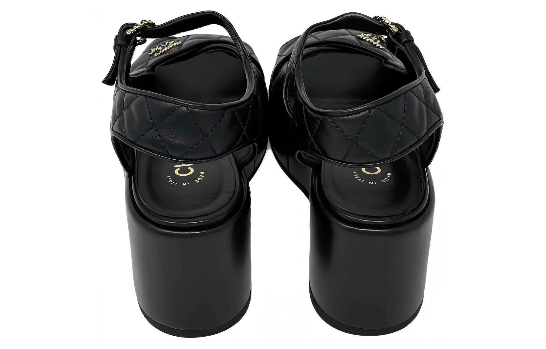 Purchase (W) 샤넬 가죽 오픈토 버클 블랙 '패션 샌들 슬라이드' G39918-X01000-94305
