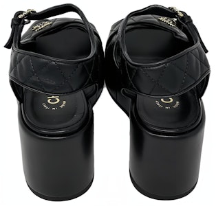 (W) 香奈儿黑色皮革开口凉鞋配搭扣“时尚拖鞋” G39918-X01000-94305 Purchase (W) 香奈儿黑色皮革开口凉鞋配搭扣“时尚拖鞋” G39918-X01000-94305