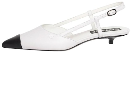 CHANEL香奈兒 皮革 尖頭 時尚涼鞋 女款 白色 Buy CHANEL香奈兒 皮革 尖頭 時尚涼鞋 女款 白色