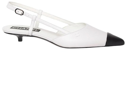 CHANEL香奈兒 皮革 尖頭 時尚涼鞋 女款 白色 Order CHANEL香奈兒 皮革 尖頭 時尚涼鞋 女款 白色