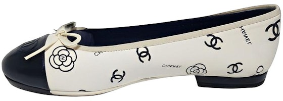 (Women) Chanel Leather Printed Round-Toe Slip-On 'Casual White' G39808-Y56339-K5342 (Women) Chanel Leather Printed Round-Toe Slip-On 'Casual White' G39808-Y56339-K5342
