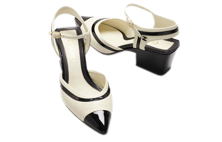 Lookbook (W) 샤넬 블랙&화이트 가죽 슬립온 블록힐 G38846-Y55779-K4073