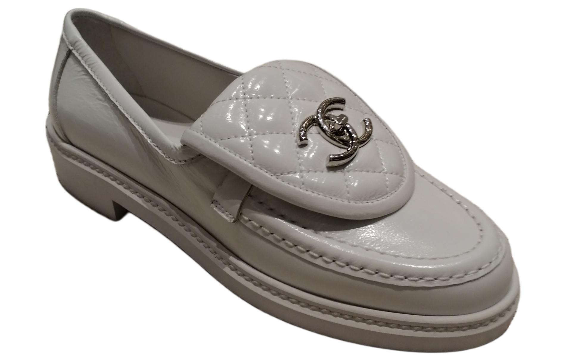 Order (W) Chanel Mocassins en Cuir ''Blanc Mode'' G36646-X56838-0Q809