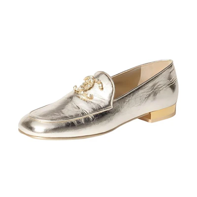 (W) Chanel Leather Slip-On Low Top 'Gold Logo'