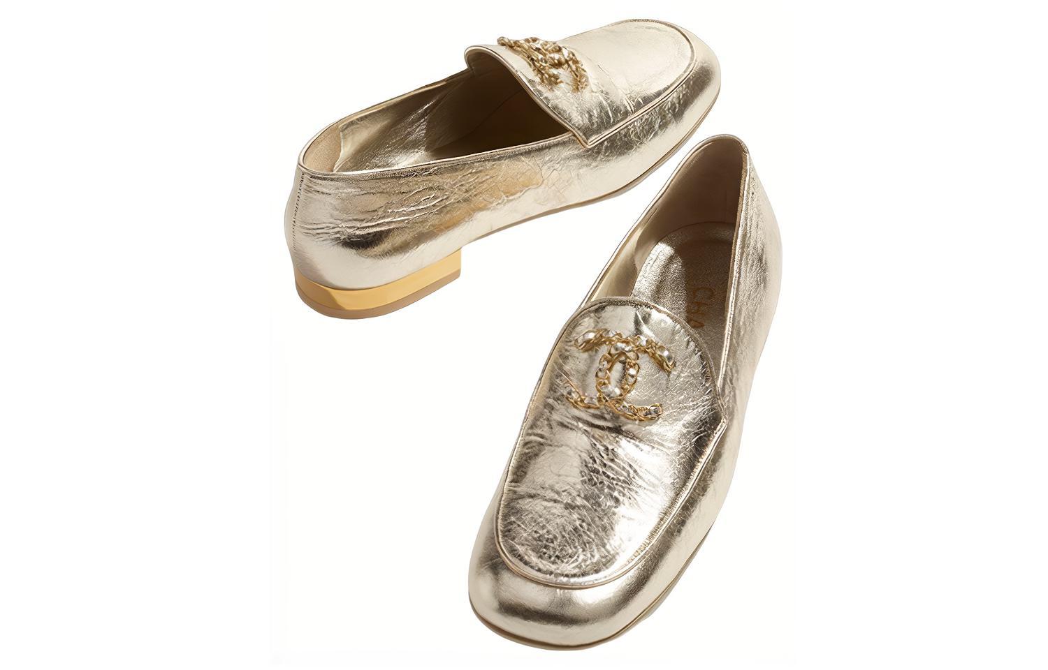 Lookbook (W) シャネル レザー スリッポン ゴールドロゴ G39438-X56872-0S186