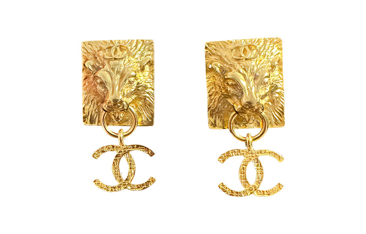 (Women) CHANEL Leo Earrings Women Gold AB8777-B08712-NJ356