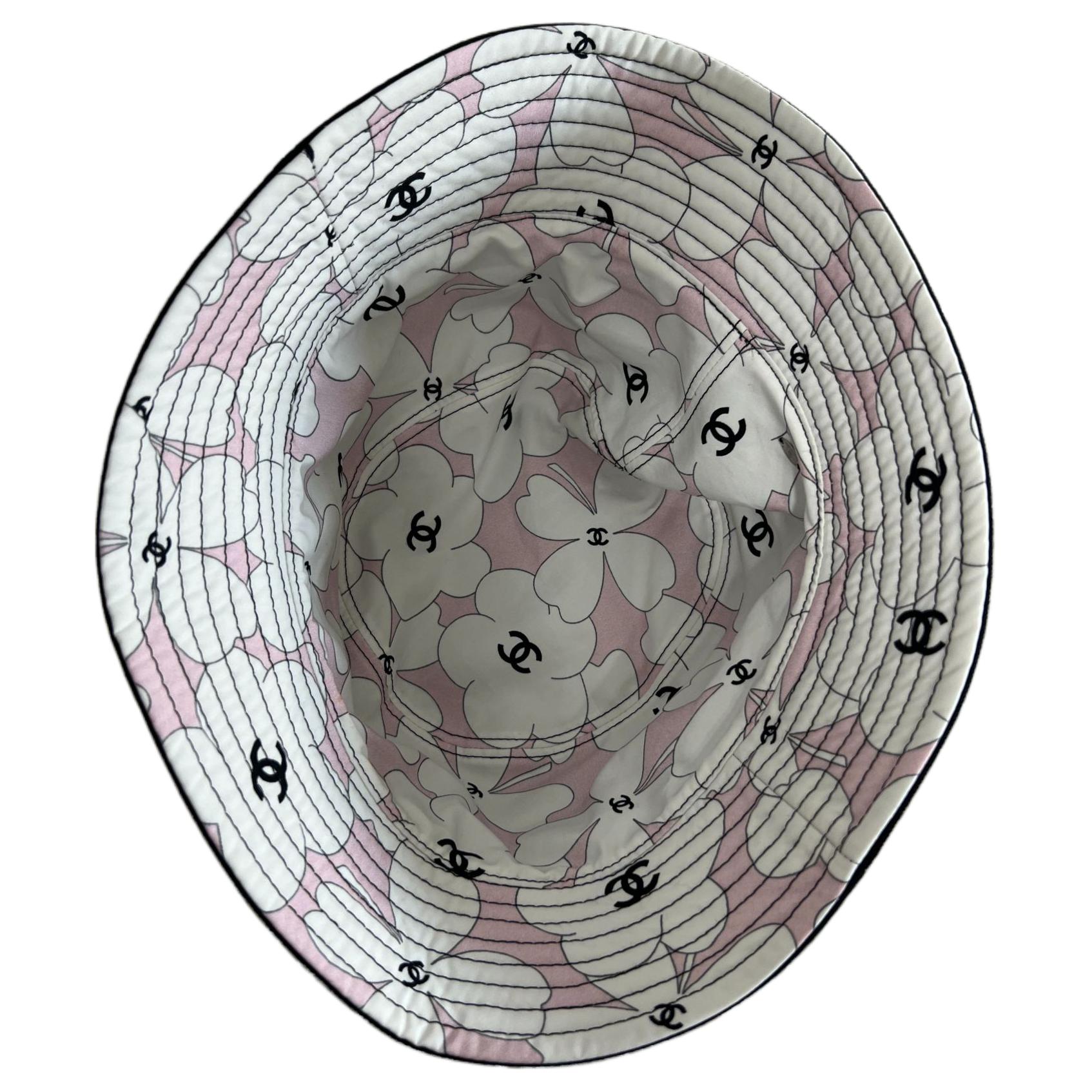 Shop (W) 샤넬 로고 블랙 여성용 버킷햇. AA9866B1593894305