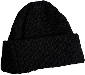 (W) CHANEL Topi Beanie Hitam Desain Logo Cashmere. AAA201B-17040-94305 Lookbook (W) CHANEL Topi Beanie Hitam Desain Logo Cashmere. AAA201B-17040-94305