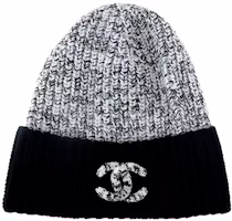 (Women) CHANEL Logo Design Gray Cashmere Knit Beanie. AAA148B16971NZ054 (Women) CHANEL Logo Design Gray Cashmere Knit Beanie. AAA148B16971NZ054