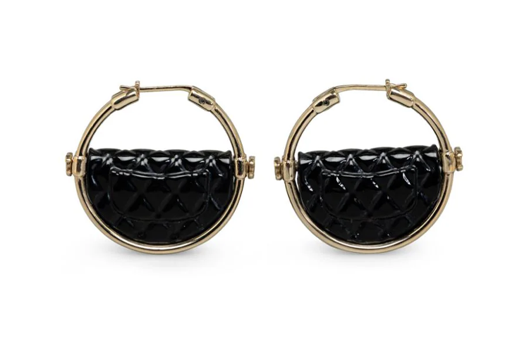 Shop (W) Anting CHANEL Berlapis Emas Logo Wanita - Hitam EXDUUG0LWBUO7NH9