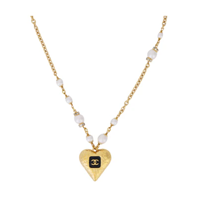 (Women) CHANEL Logo Heart Design Gold-Tone Metal Necklace for Women. ABC235B14766NS749