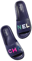 Shop (W) Sandalia Mule de Cuero Azul Marino con Logo Chanel G38933-X56443-K3920